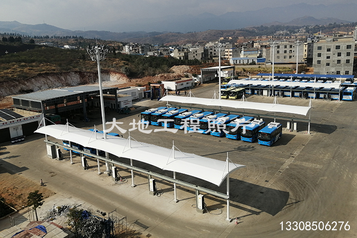 廣東茂名充電站順利竣工