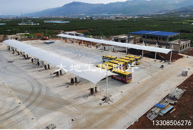 浙江平陽(yáng)充電站車棚順利竣工